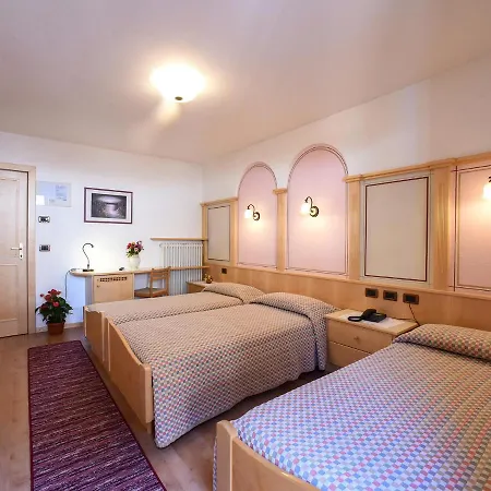Hotel Adriana 3*