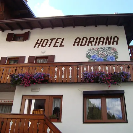 Adriana Hotel 3*