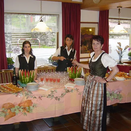 Adriana Hotel 3*