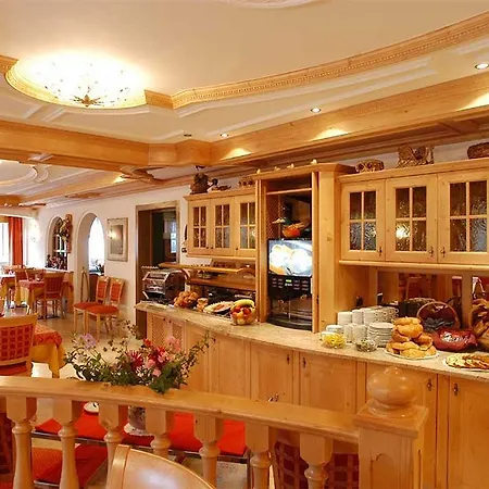 Hotel Adriana
