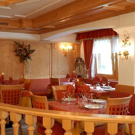 Adriana Hotel 3*